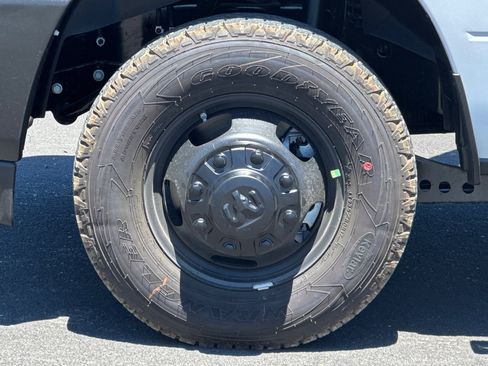 New 2026 RAM 3500 Tradesman AWD/4WD image 24
