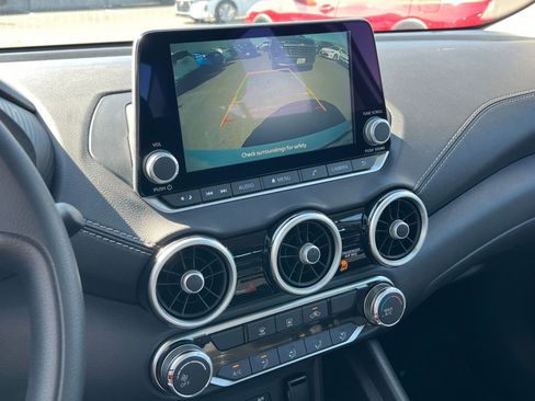 Used 2025 Nissan Sentra SV image 20