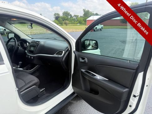 Used 2017 Dodge Journey SE FWD image 40