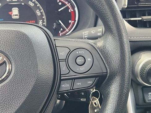 Used 2025 Toyota RAV4 LE FWD image 29