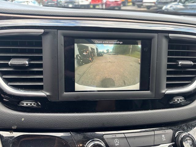 Used 2021 Chrysler Voyager Lxi FWD image 12
