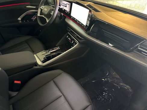 New 2026 Audi Q5 Premium Plus AWD/4WD image 16
