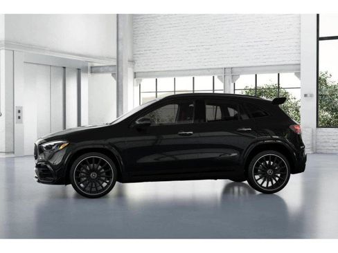 New 2025 Mercedes-Benz GLA 35 AMG 4MATIC image 45