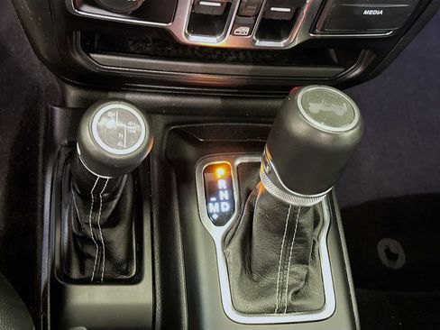 Used 2023 Jeep Wrangler Sahara image 25