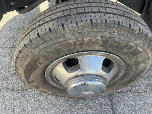 Used 2018 RAM 3500 Tradesman w/ Chrome Appearance Group image 28