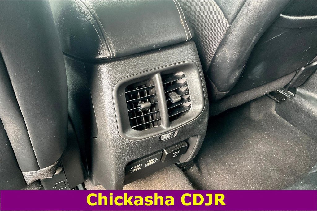 Used 2023 Jeep Cherokee Altitude Lux AWD/4WD image 10