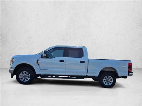 Certified 2022 Ford F250 XLT AWD/4WD image 9