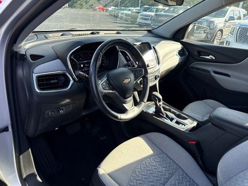 Used 2022 Chevrolet Equinox LT image 22