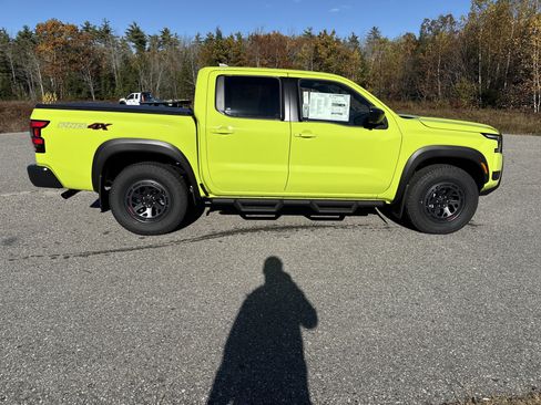 New 2026 Nissan Frontier PRO-4X w/ Pro-4x Convenience Package image 8