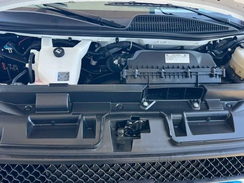 Used 2025 Chevrolet Express 2500 w/ Driver Convenience Package RWD image 21