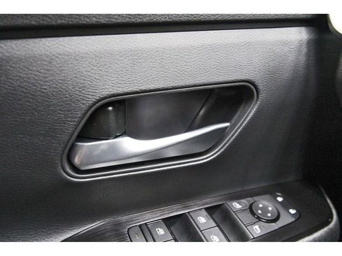 New 2026 Nissan Kicks SV w/ Charging Package FWD image 18