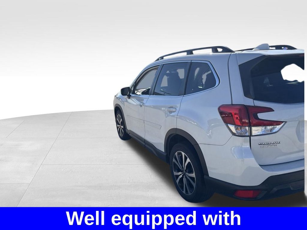Certified 2023 Subaru Forester Limited AWD/4WD image 3