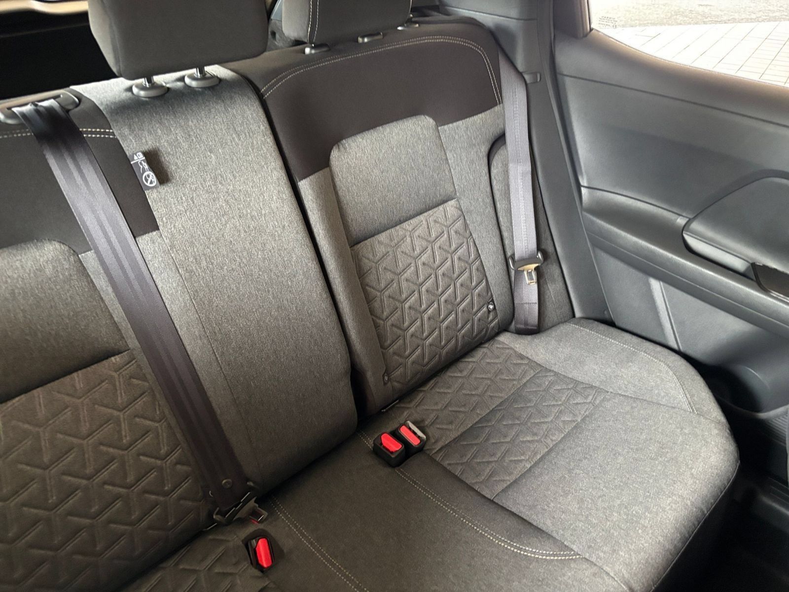 Used 2026 Nissan Kicks SV w/ Cold Weather Package FWD image 35