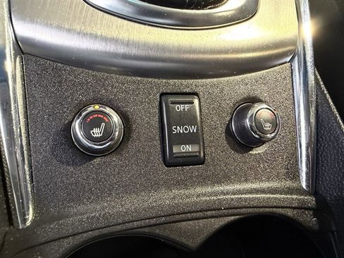 Used 2013 INFINITI G37 x w/ Premium Pkg image 20
