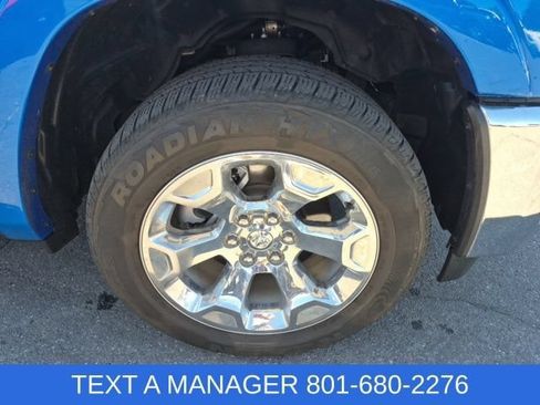 Used 2025 RAM 1500 Big Horn AWD/4WD image 9