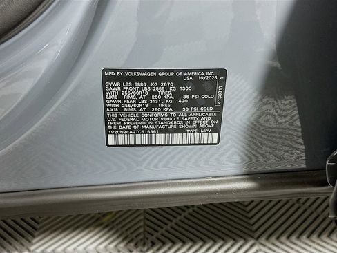 New 2026 Volkswagen Atlas Peak Edition AWD/4WD image 8