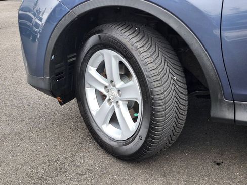 Used 2014 Toyota RAV4 XLE AWD/4WD image 32