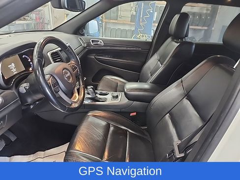 Used 2018 Jeep Grand Cherokee Limited image 9