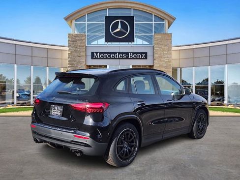 New 2026 Mercedes-Benz GLA 35 AMG 4MATIC image 4