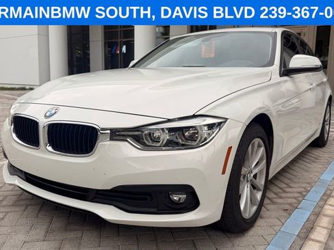Used 2018 BMW 320i Sedan RWD image 1