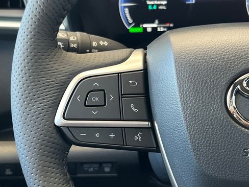New 2026 Toyota Sienna Platinum AWD/4WD image 27