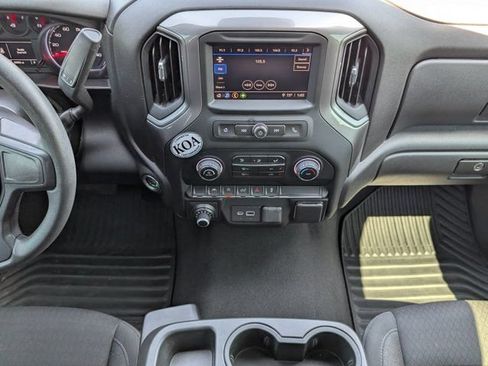 Used 2023 Chevrolet Silverado 1500 Custom AWD/4WD image 7