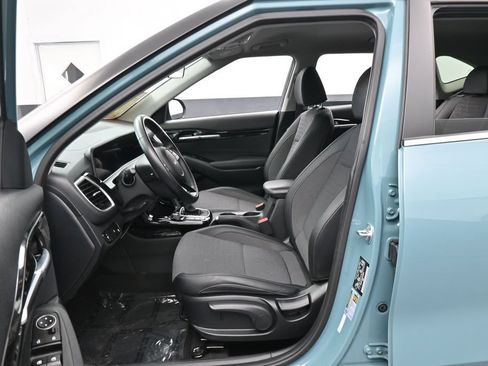 Used 2024 Kia Seltos S FWD image 11