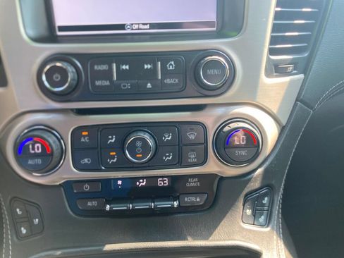 Used 2019 GMC Yukon XL Denali w/ Denali Ultimate Package AWD/4WD image 36