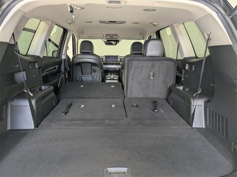 Used 2022 Kia Telluride LX image 26