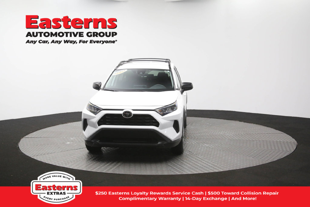 Used 2021 Toyota RAV4 LE AWD/4WD image 53