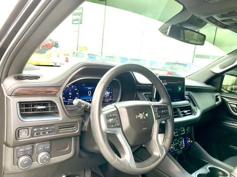 Used 2023 Chevrolet Tahoe Z71 w/ Luxury Package image 11