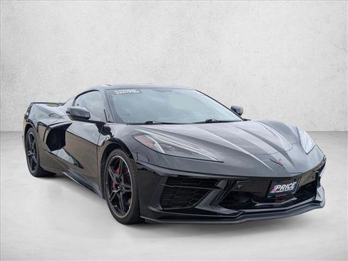 Used 2020 Chevrolet Corvette Stingray Premium Cpe w/ 3LT Preferred Equipment Group image 8