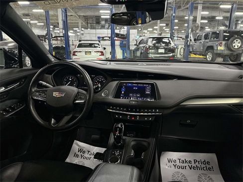 Certified 2023 Cadillac XT4 Premium Luxury w/ Technology Package image 36