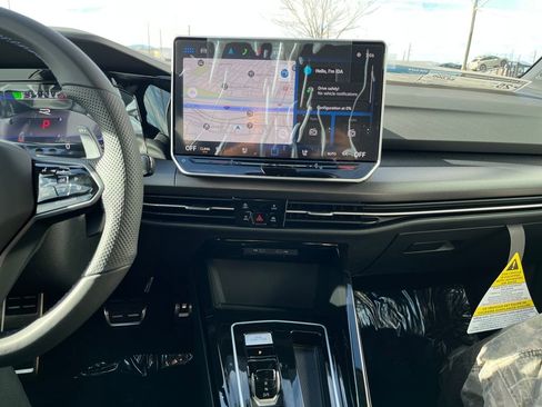 New 2026 Volkswagen Golf image 11