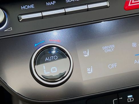 New 2026 Hyundai Sonata Limited image 18