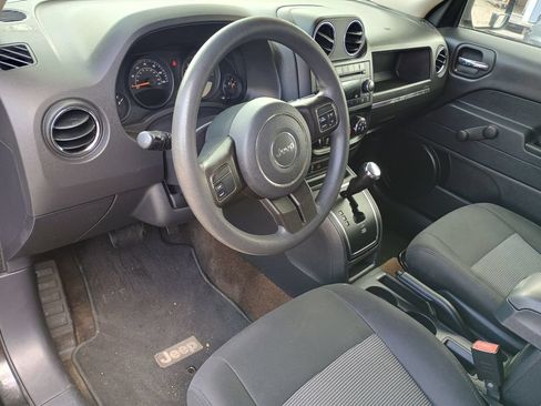 Used 2014 Jeep Patriot Sport FWD image 8