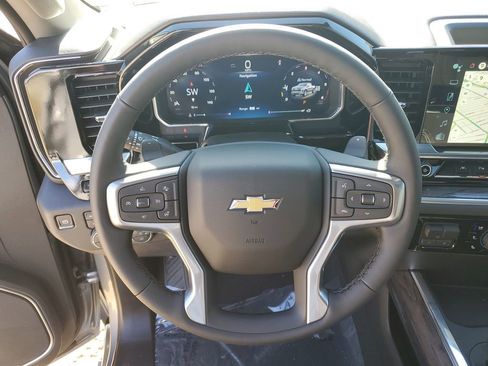 New 2026 Chevrolet Silverado 1500 LTZ w/ LTZ Premium Package AWD/4WD image 30