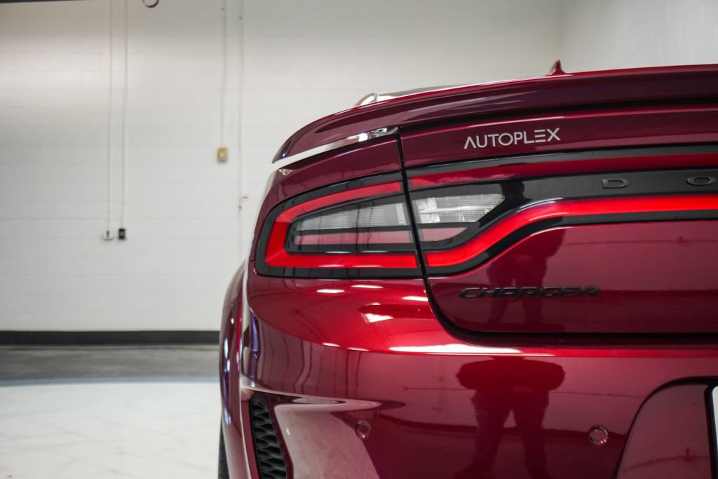 Used 2022 Dodge Charger SRT Hellcat w/ Carbon/Suede Interior Package RWD image 37