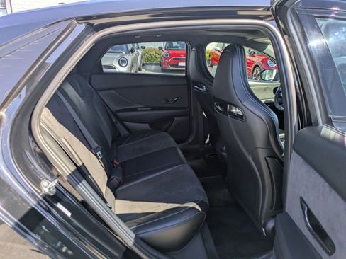 Used 2022 Hyundai Elantra N image 19