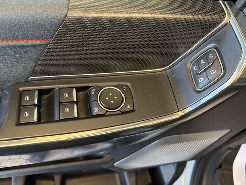 Certified 2023 Ford F150 Raptor w/ Raptor 37 Performance Package image 18