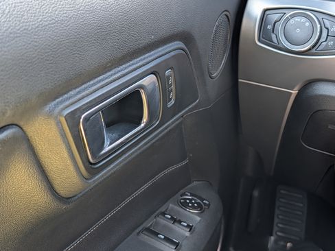 Used 2020 Ford Mustang Premium RWD image 20