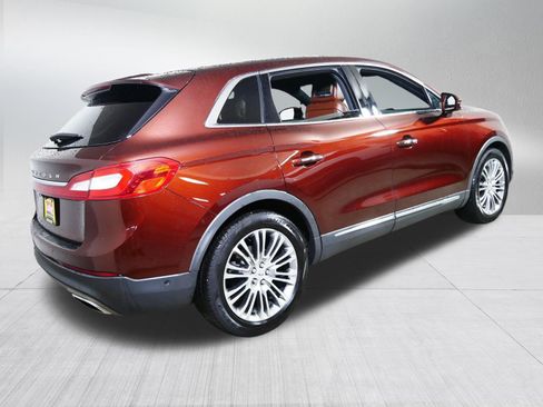 Used 2016 Lincoln MKX Reserve w/ Technology Package FWD image 7
