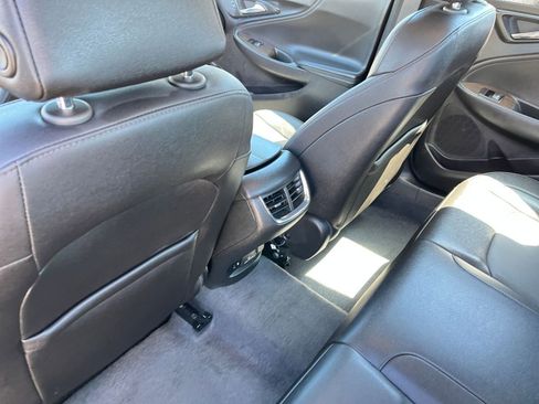 Used 2024 Chevrolet Malibu LT image 24