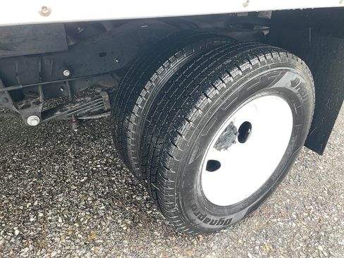 Used 2026 Ford E-350 and Econoline 350 Super Duty w/ Interior Upgrade Package RWD image 6