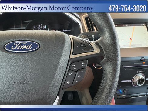 Used 2018 Ford Edge Titanium w/ Equipment Group 301A FWD image 17