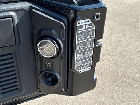 New 2026 Jeep Wrangler Unlimited Rubicon image 12