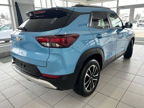 Used 2025 Chevrolet TrailBlazer LT w/ Convenience Package image 6