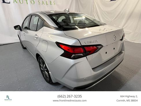 Used 2021 Nissan Versa SV FWD image 5