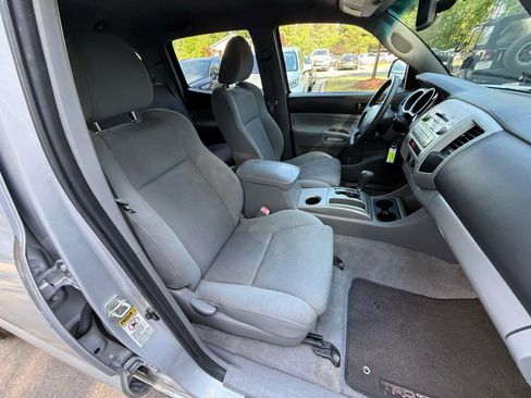 Used 2010 Toyota Tacoma PreRunner RWD image 21