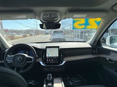 Certified 2025 Volvo XC90 B5 Plus image 18